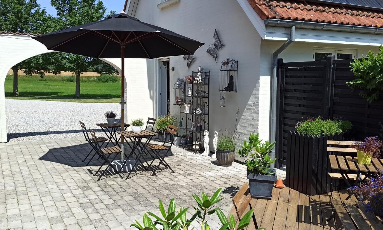 Dragondrum Bed & Kitchen Ullerslev ภายนอก รูปภาพ